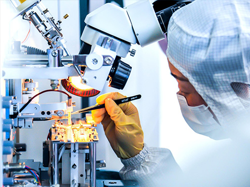 日本经产相：愿探讨追加支援半导体制造商